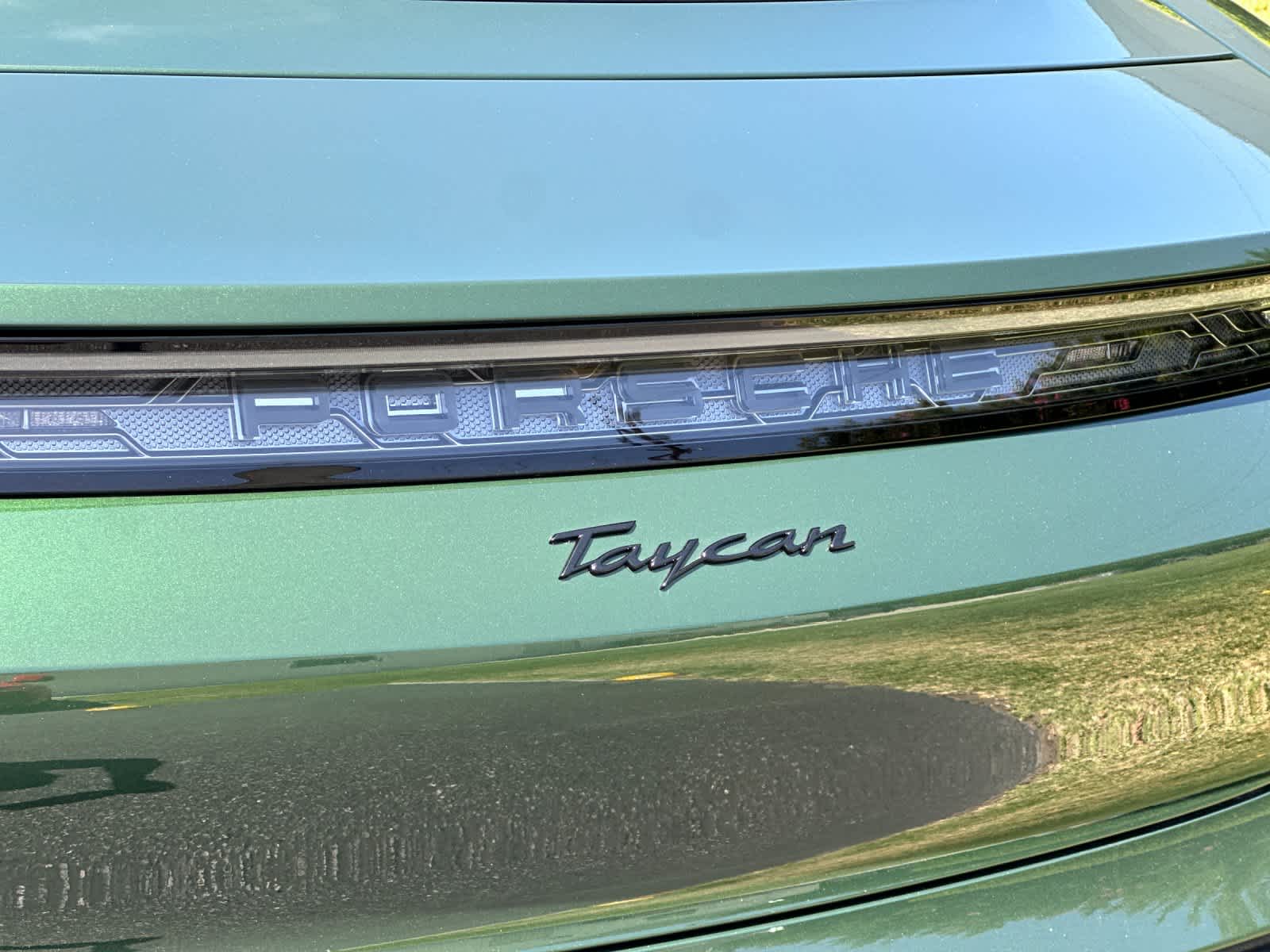 2026 Porsche Taycan Black Edition