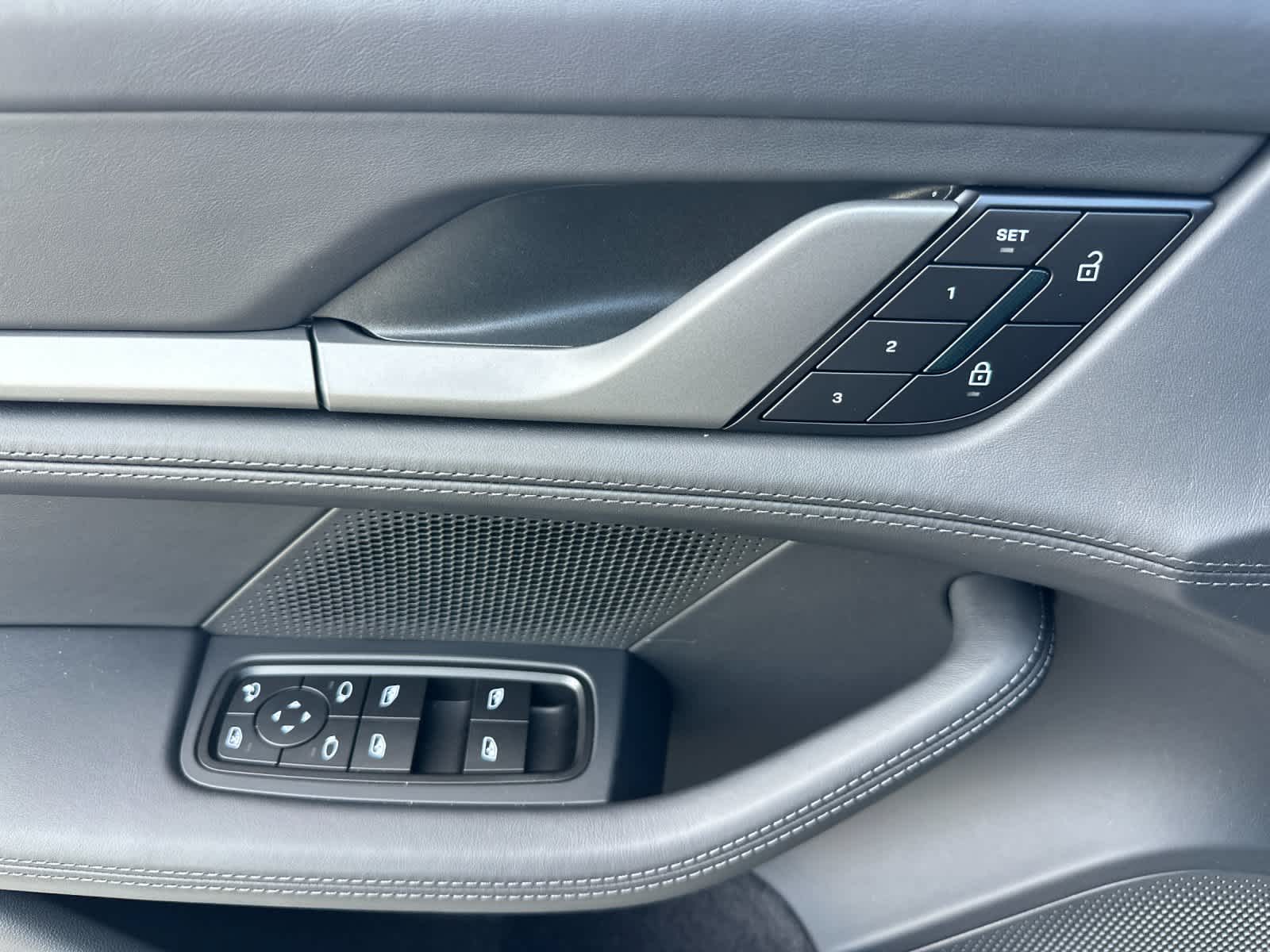 2026 Porsche Taycan Taycan 4