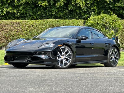 2026 Porsche Taycan Taycan Black Edition