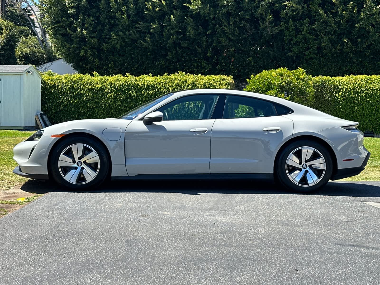 2023 Porsche Taycan Base
