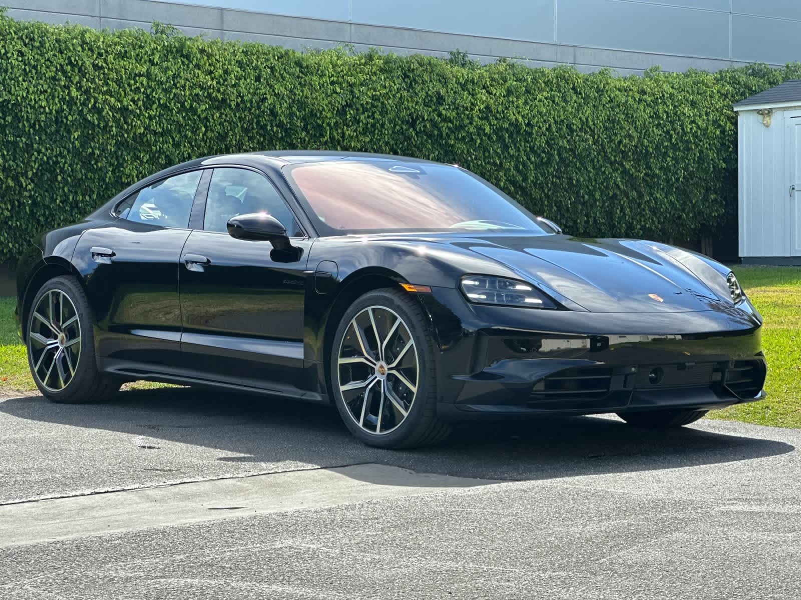 2026 Porsche Taycan Taycan Black Edition