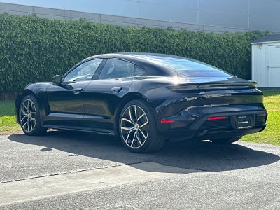 2026 Porsche Taycan Taycan Black Edition