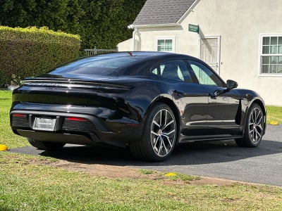 2026 Porsche Taycan Taycan Black Edition