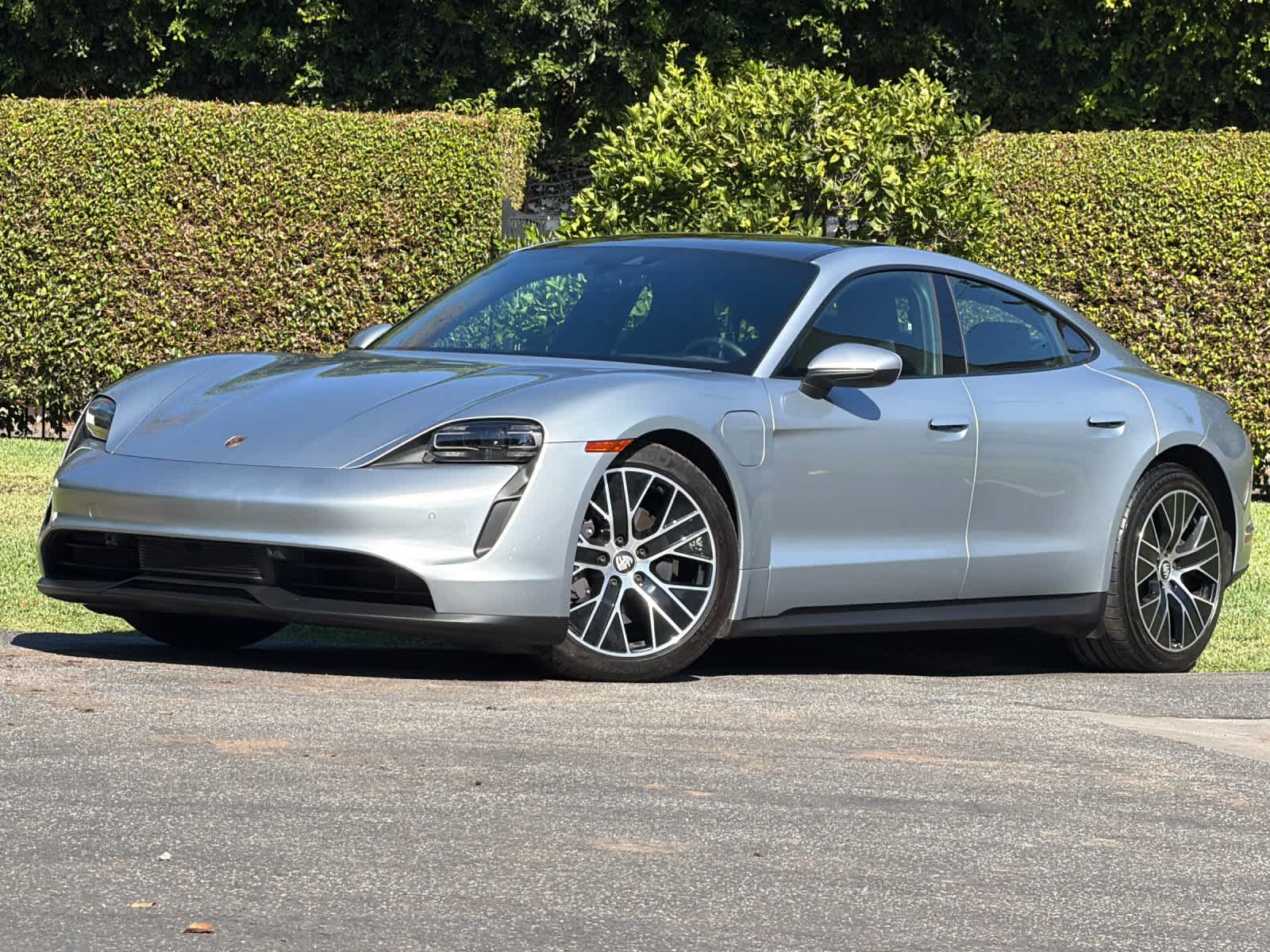 2023 Porsche Taycan Taycan