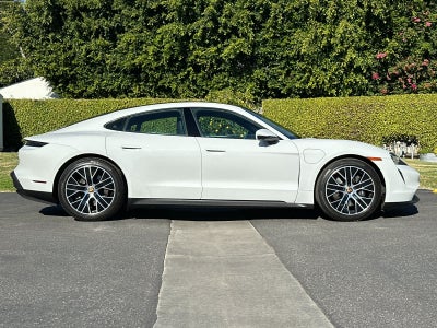 2024 Porsche Taycan RWD