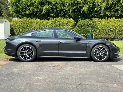 2026 Porsche Taycan Taycan
