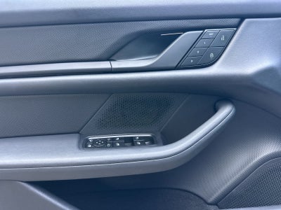 2023 Porsche Taycan Taycan (MY23)