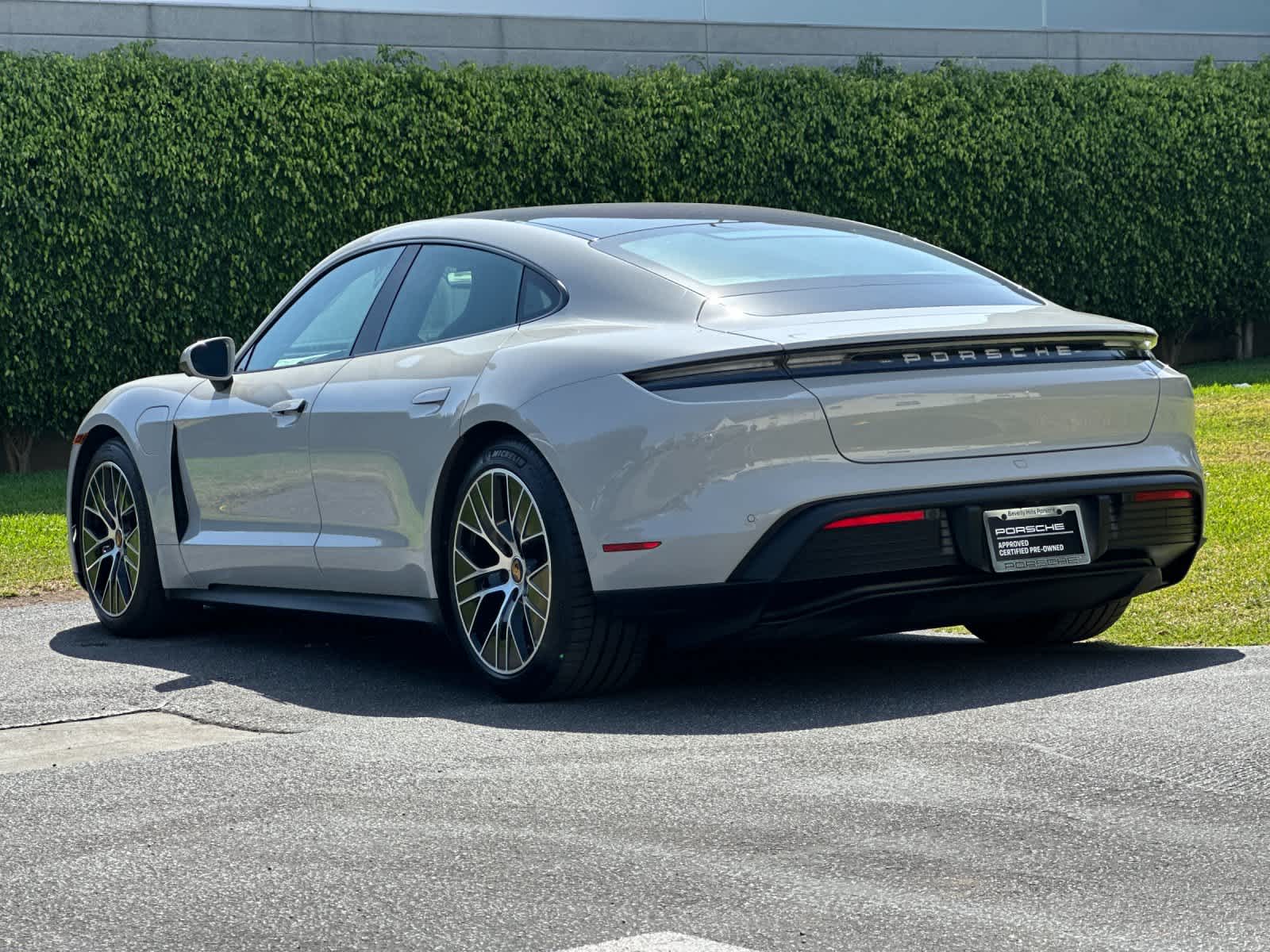 2023 Porsche Taycan Taycan (MY23)