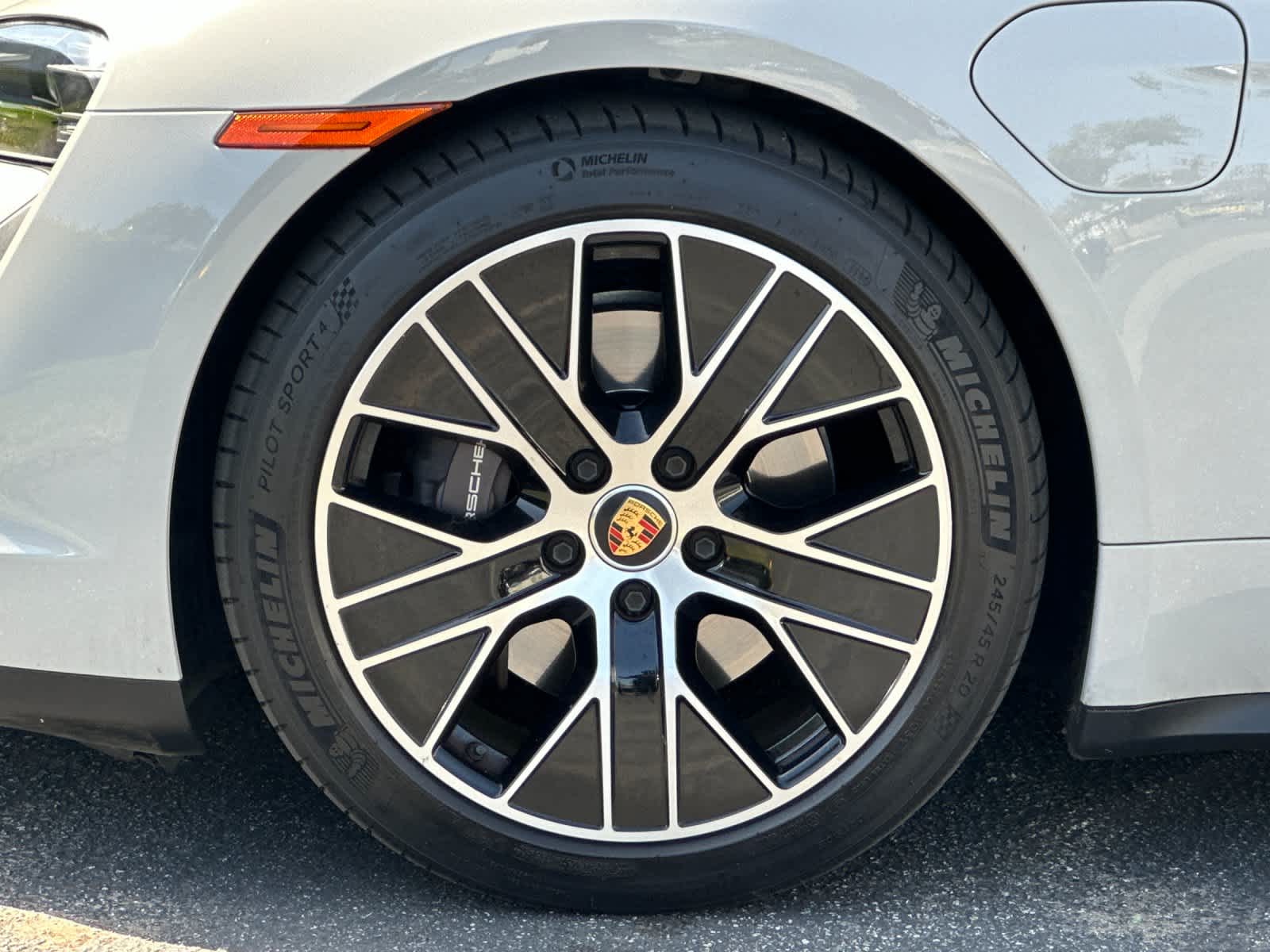 2023 Porsche Taycan Taycan (MY23)