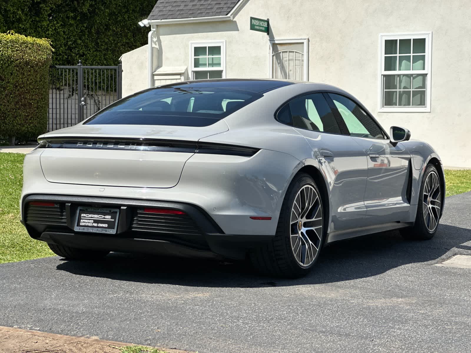 2023 Porsche Taycan Taycan (MY23)