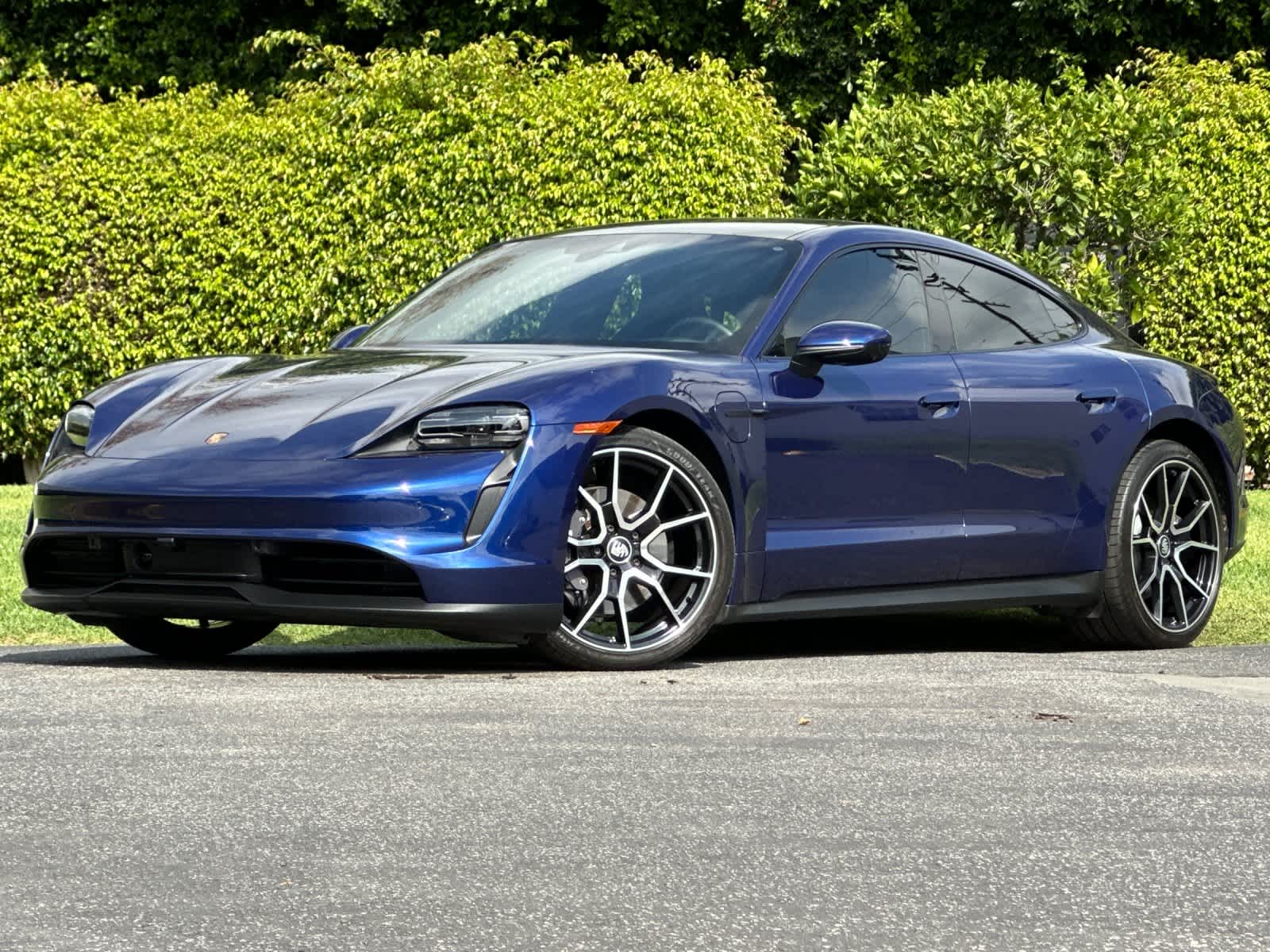 2024 Porsche Taycan Base
