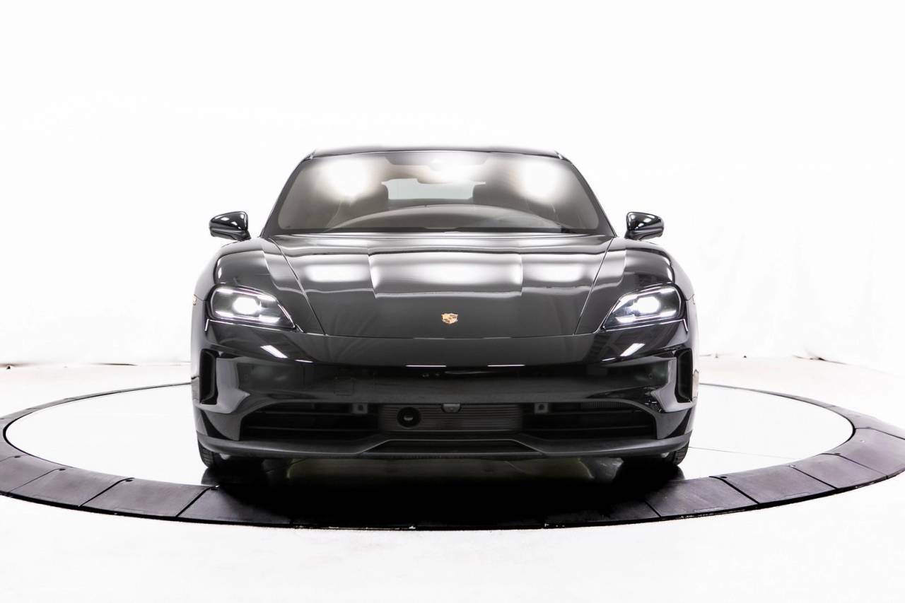 2026 Porsche Taycan 4