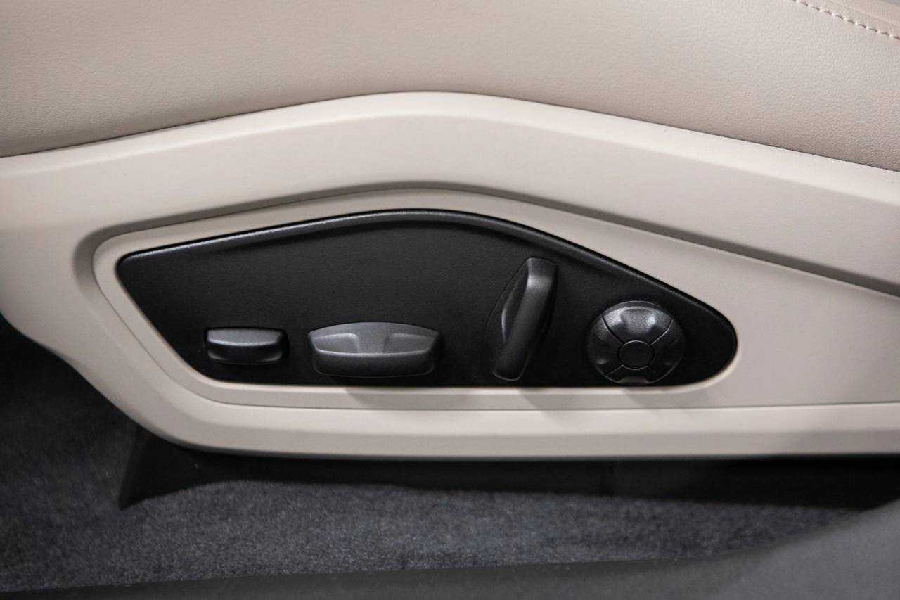 2026 Porsche Taycan 4