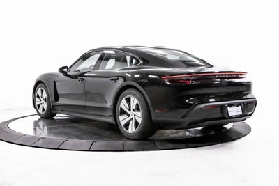 2026 Porsche Taycan 4