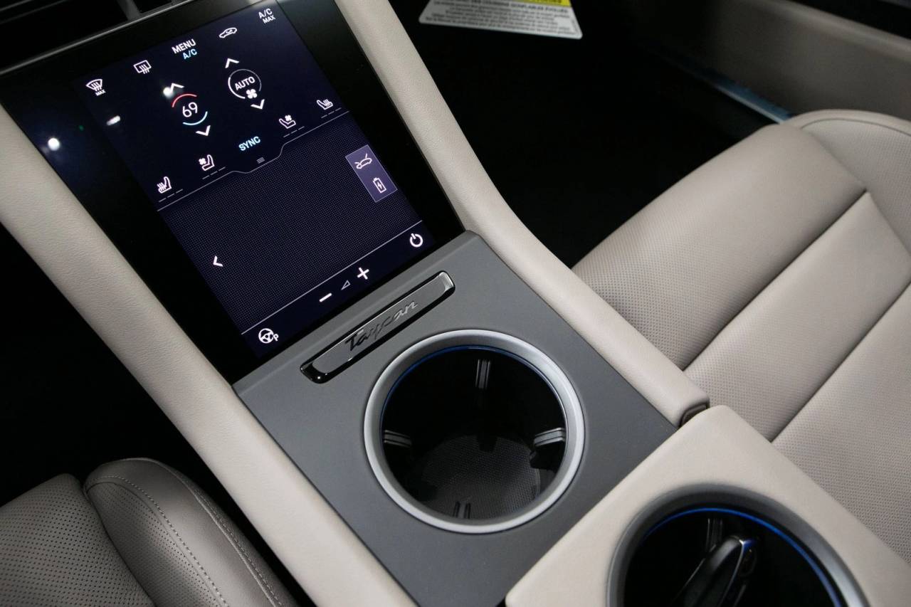 2026 Porsche Taycan 4