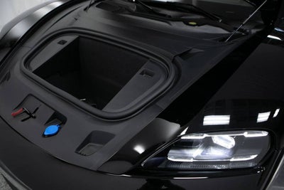 2026 Porsche Taycan 4