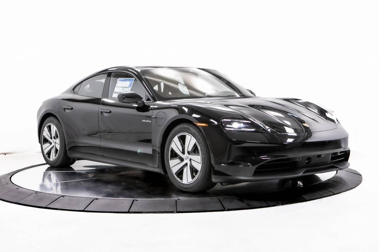 2026 Porsche Taycan 4