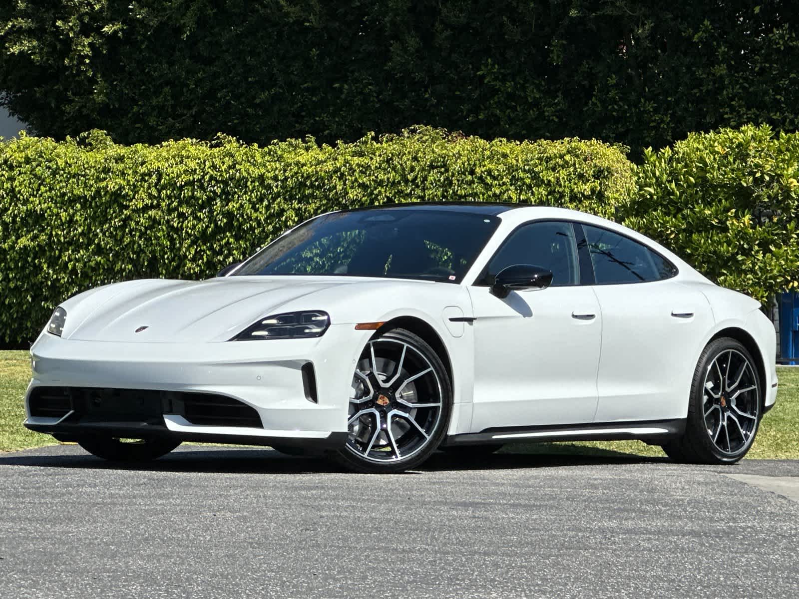 2026 Porsche Taycan Taycan Black Edition