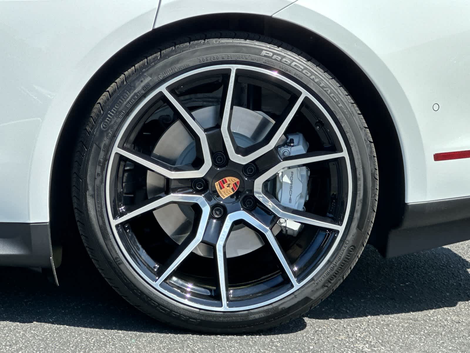 2026 Porsche Taycan Taycan Black Edition