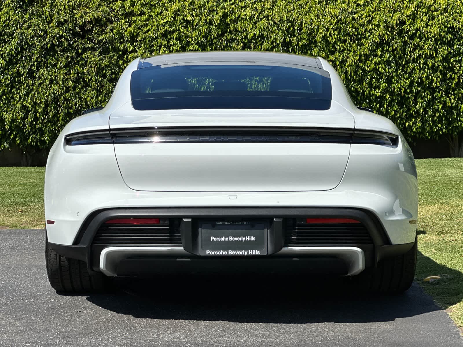 2026 Porsche Taycan Taycan Black Edition