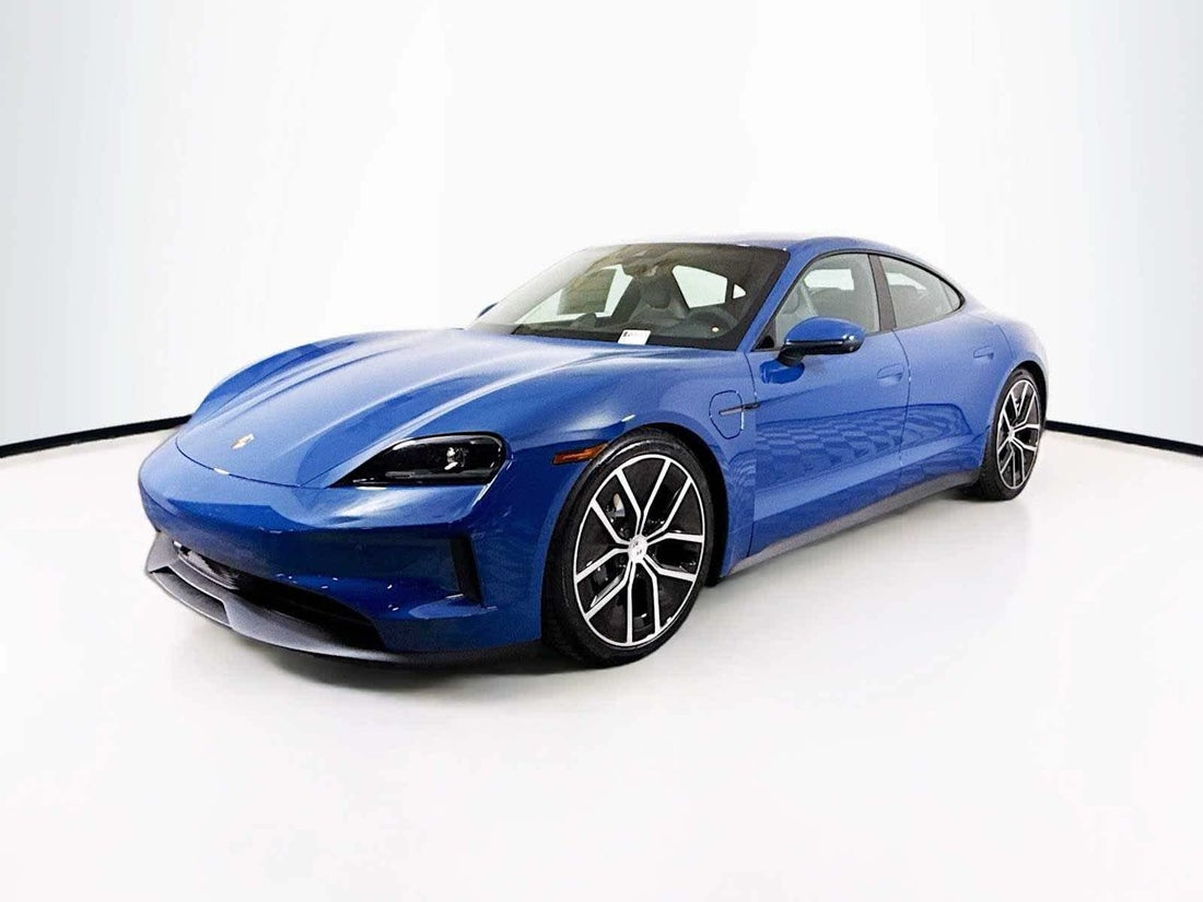 2025 Porsche Taycan 4