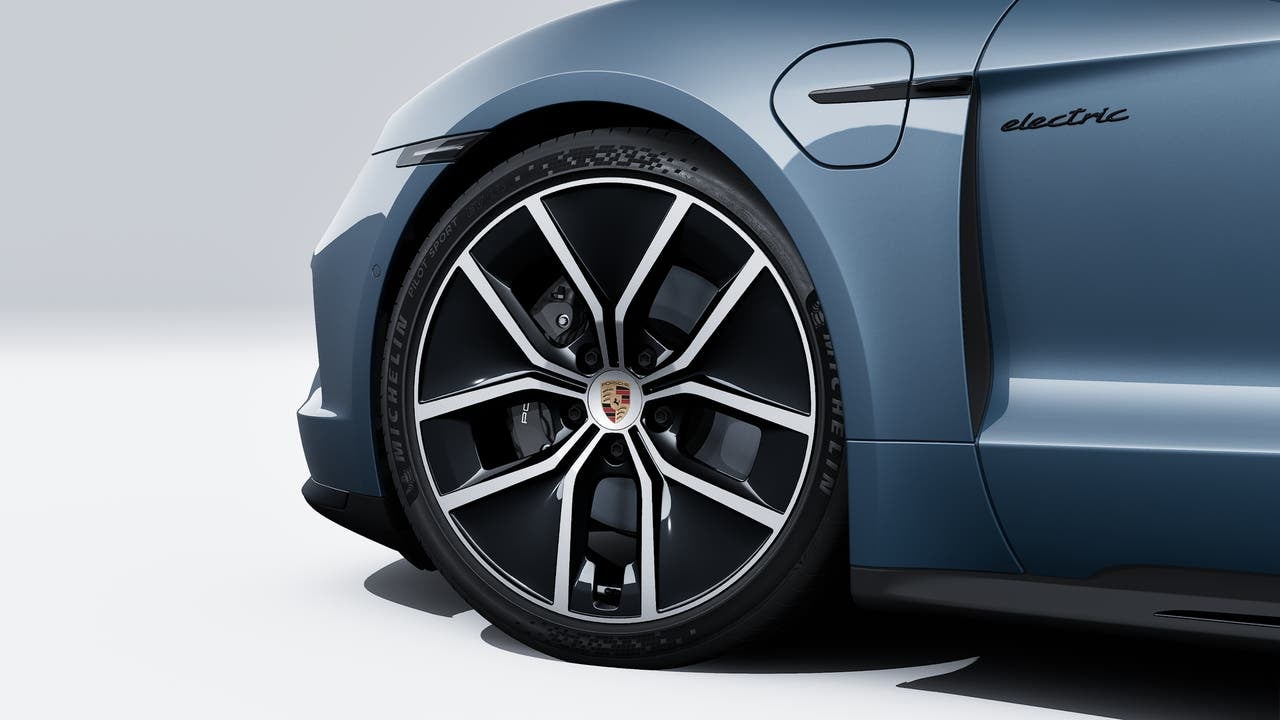 2026 Porsche Taycan Taycan Black Edition
