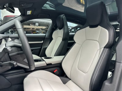 2026 Porsche Taycan 4 Black Edition