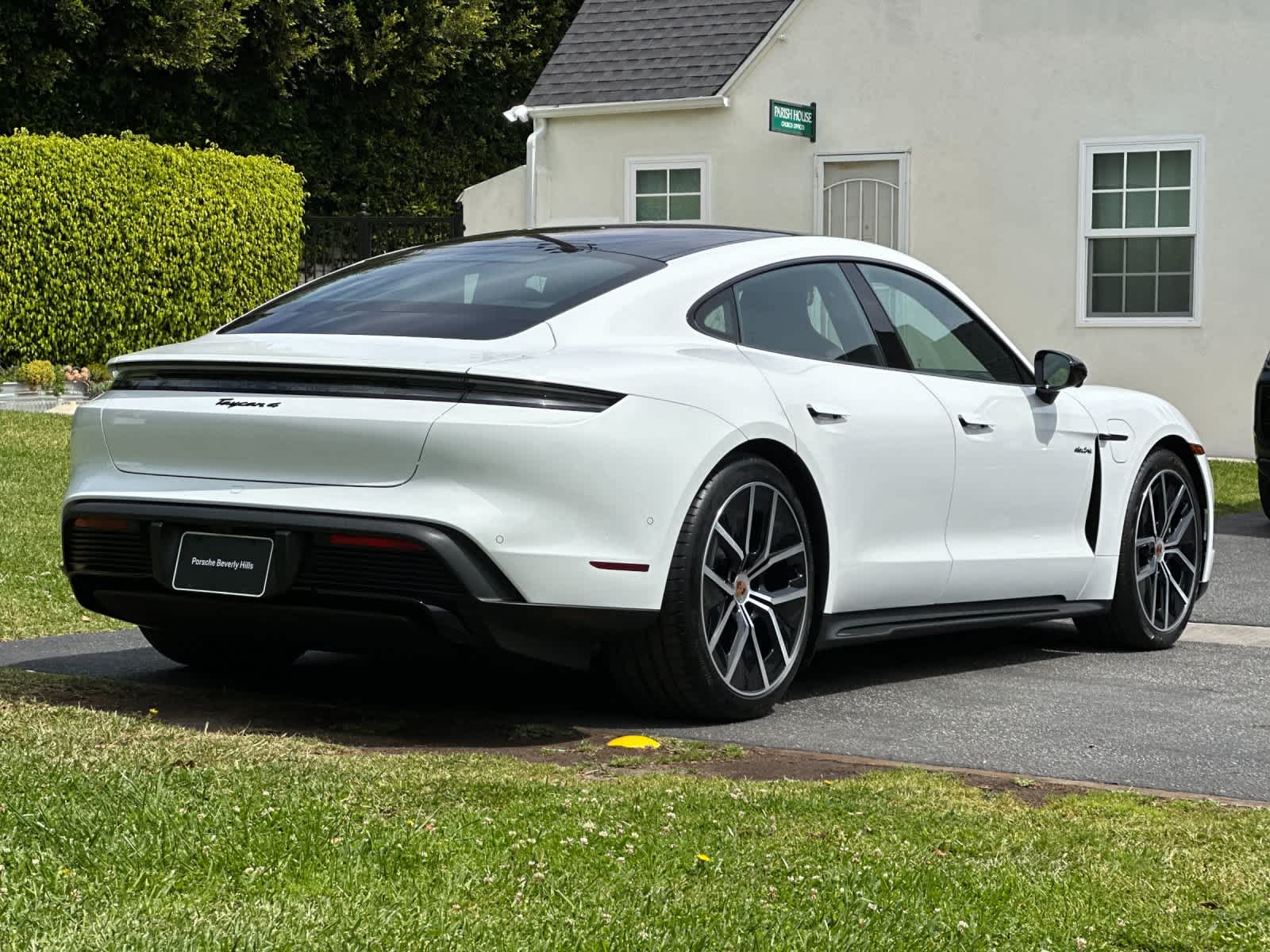 2026 Porsche Taycan 4 Black Edition