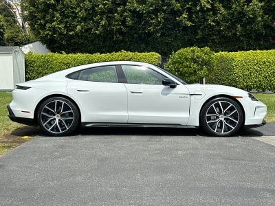 2026 Porsche Taycan 4 Black Edition