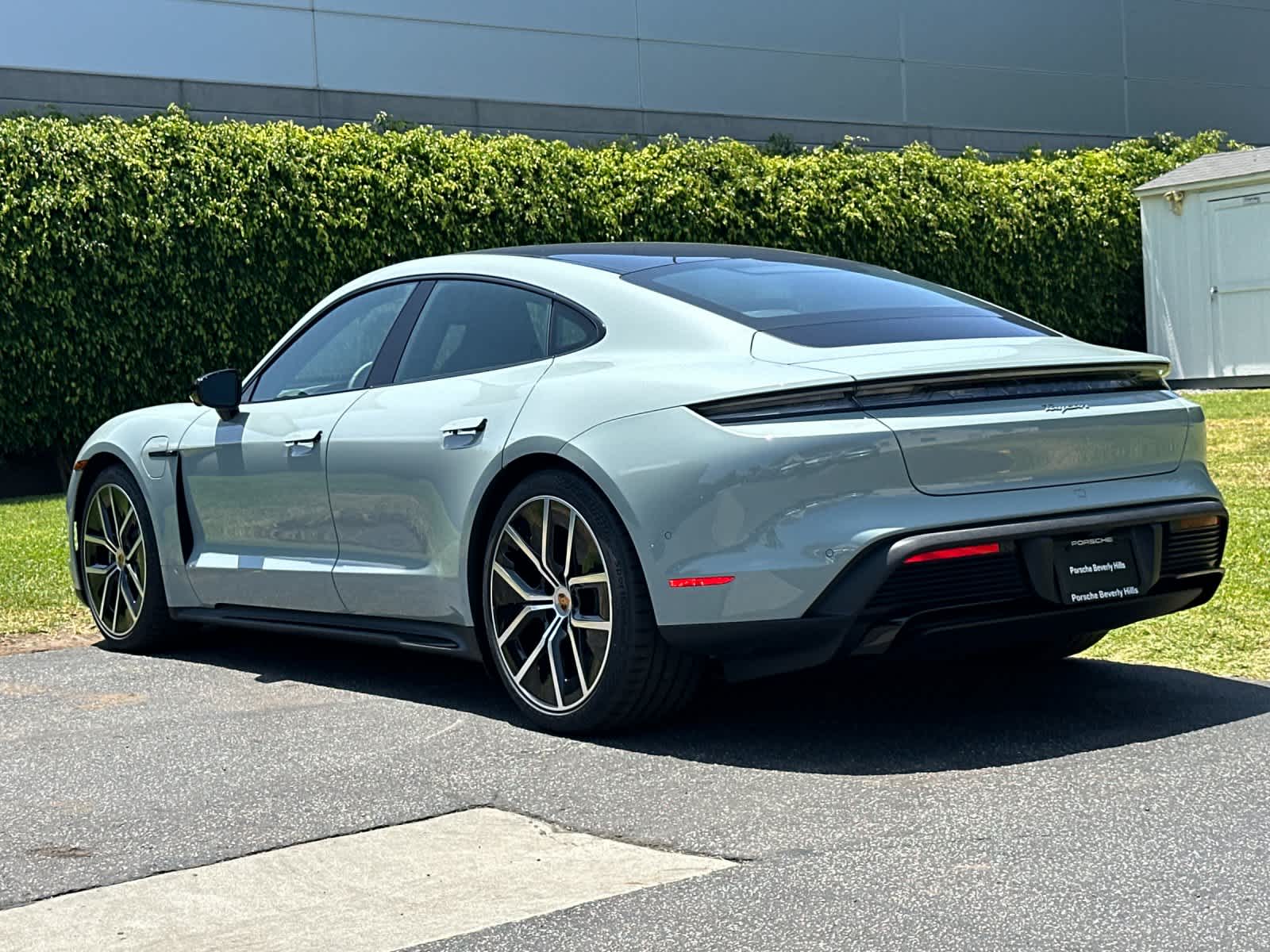 2026 Porsche Taycan Taycan Black Edition