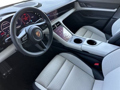 2026 Porsche Taycan Taycan Black Edition