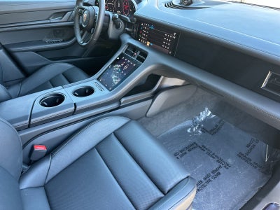 2026 Porsche Taycan Taycan Black Edition