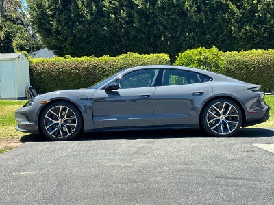 2026 Porsche Taycan Taycan Black Edition