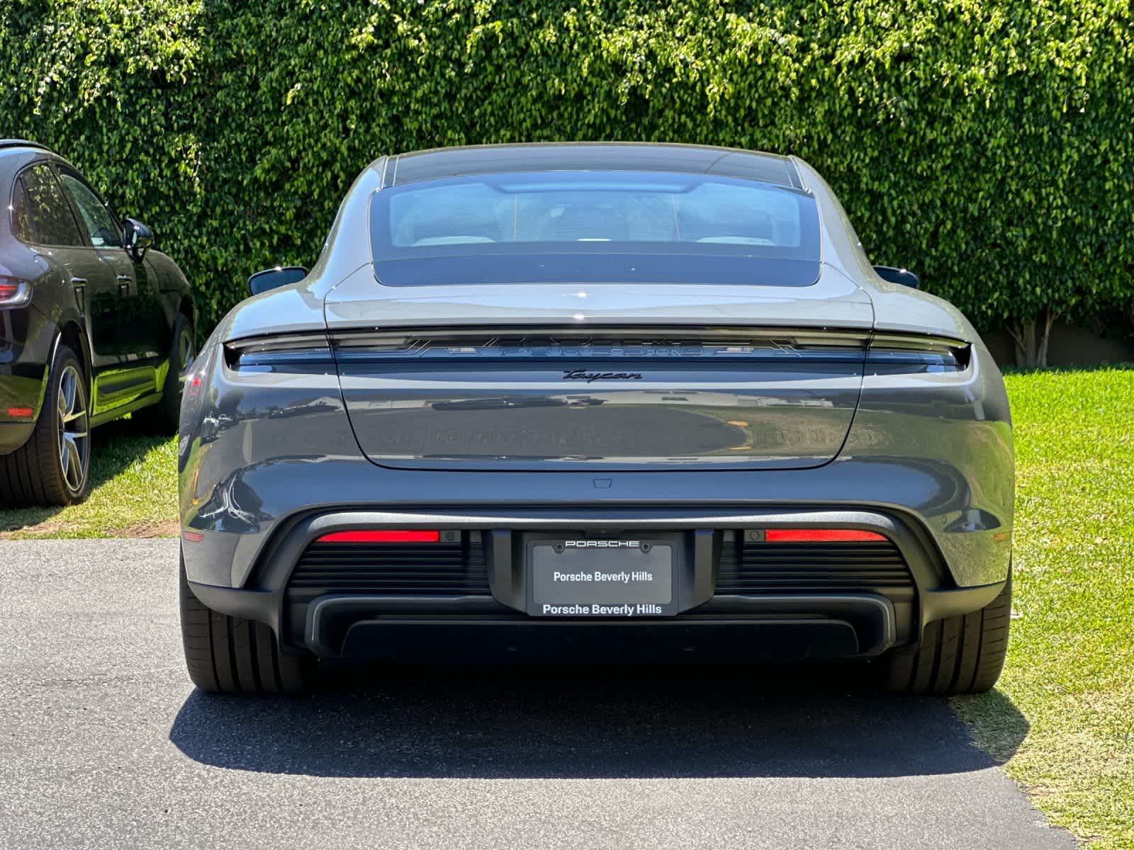 2026 Porsche Taycan Taycan Black Edition