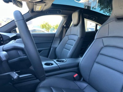 2026 Porsche Taycan Taycan Black Edition
