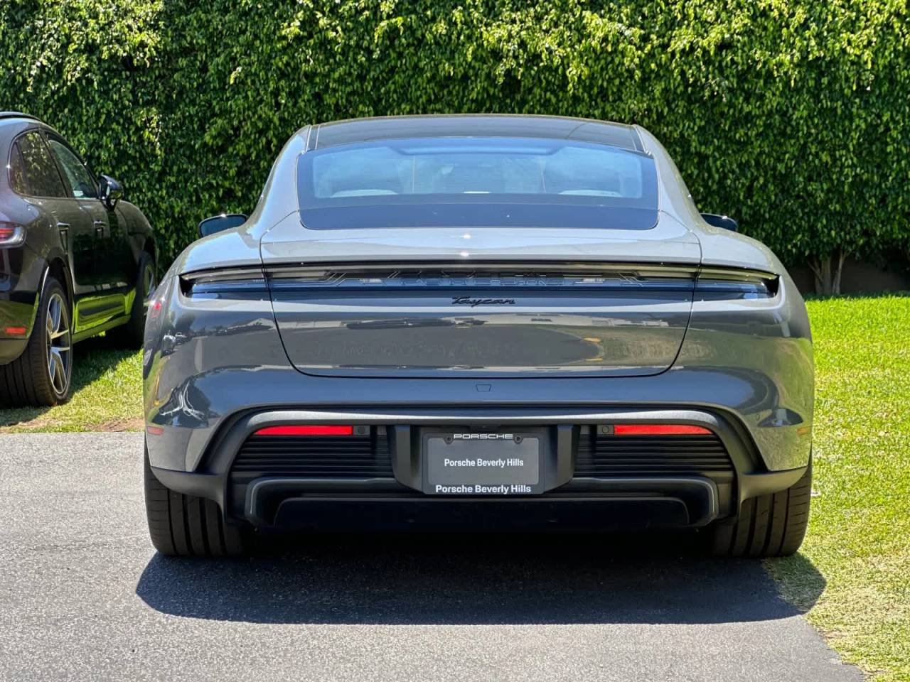 2026 Porsche Taycan Taycan Black Edition