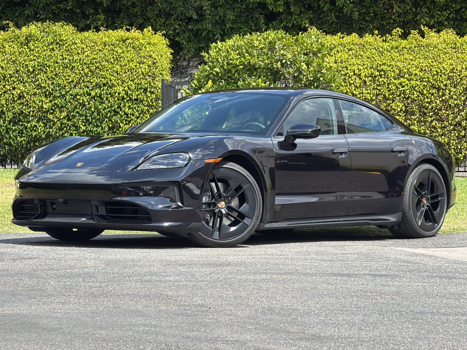 2026 Porsche Taycan Taycan Black Edition