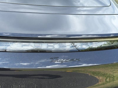 2026 Porsche Taycan Taycan Black Edition