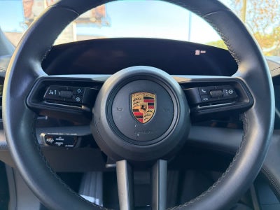 2023 Porsche Taycan Base