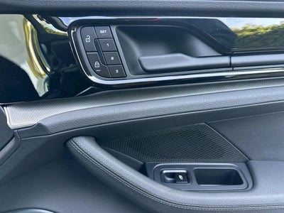 2026 Porsche Panamera 4