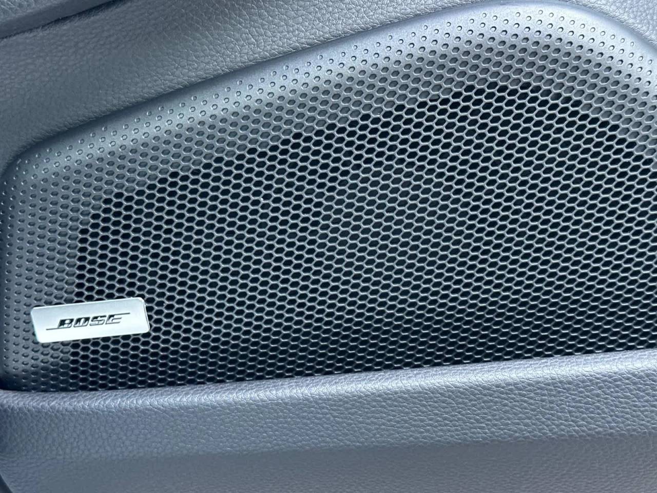 2026 Porsche Panamera 4