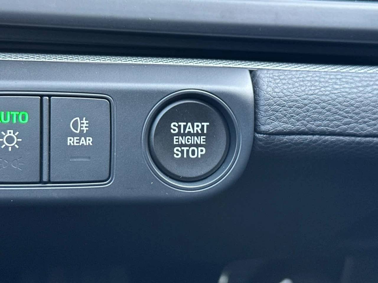 2026 Porsche Panamera 4