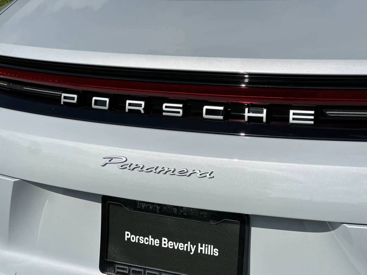 2026 Porsche Panamera 4