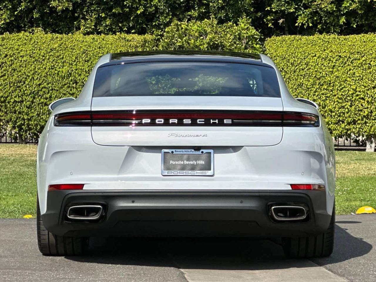 2026 Porsche Panamera 4