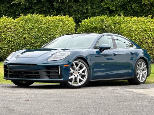 2026 Porsche Panamera Panamera 4