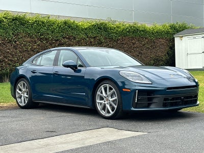 2026 Porsche Panamera Panamera 4