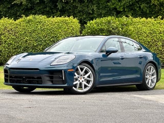 2026 Porsche Panamera Panamera 4