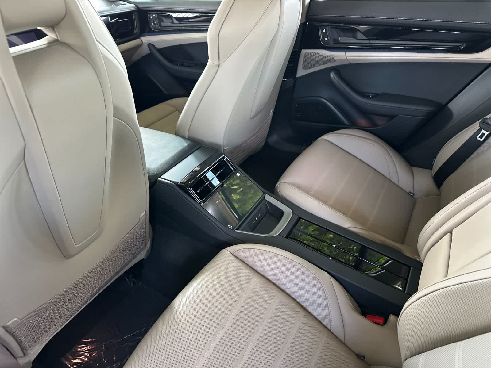 2026 Porsche Panamera Panamera 4