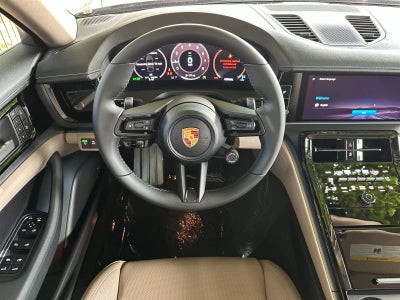 2026 Porsche Panamera Panamera 4