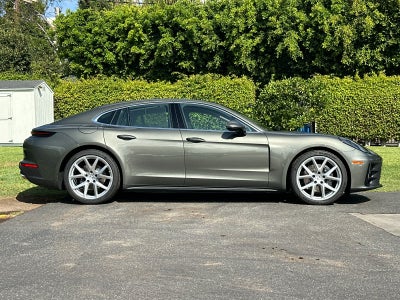 2026 Porsche Panamera Panamera 4